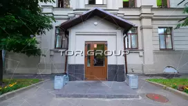 Кузнецовская 19-3. Входная группа с фасада