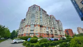 Луначарского 98к1-2. Фасад с угла