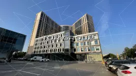 Пономарёв Центр-2. Фасад с угла
