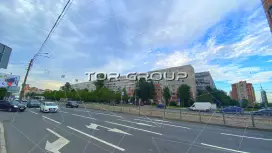 Бухарестская 94к1-2. Фасад с угла
