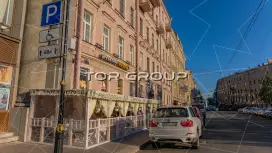 ул. Караванная 14-3. Входная группа с фасада