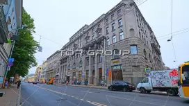 Загородный 27-2. Фасад с угла