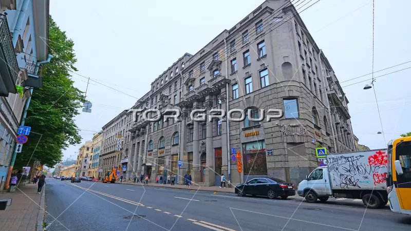Загородный 27-2. Фасад с угла