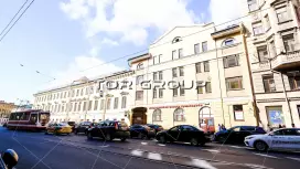 Марата 51-2. Фасад с угла