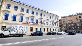Марата 51-2. Фасад с угла