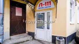 Л-111-3. Входная группа с фасада