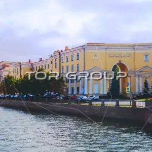 -2. Фасад с угла