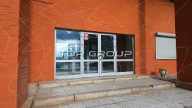 Обуховской Обороны 38-3. Входная группа с фасада