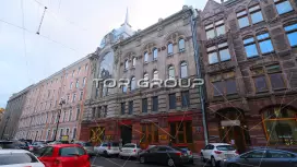 Сенатор на Большой Морской 22-2. Фасад с угла
