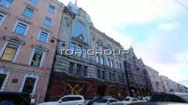 Сенатор на Большой Морской 22-2. Фасад с угла