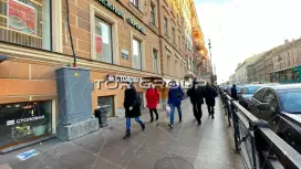 Московский 2/6-2. Фасад с угла