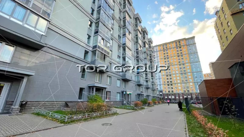 Московский пр. 73 к.4-2. Фасад с угла