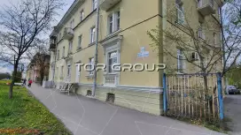 Народного Ополчения 211-2. Фасад с угла