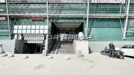 Нео-3. Входная группа с фасада