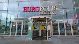 Европолис-3. Входная группа с фасада