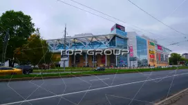 Европолис-2. Фасад с угла