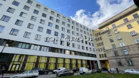 Московский 79А-2. Фасад с угла