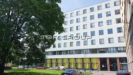 Московский 79А-2. Фасад с угла