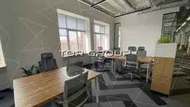 Аренда  500 кв.метров,  этаж-97.Стандартное помещение