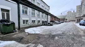 Моисеенко 22Б-2. Фасад с угла