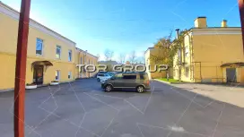 Измайловский 9-5. Парковка