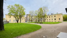 Энгельса 1-5. Парковка
