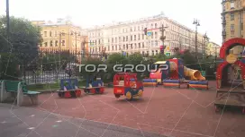 Суворовский пр., 32-2. Фасад с угла