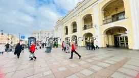 Большой Гостиный двор-2. Фасад с угла