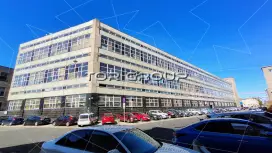 Михайловский 7-2. Фасад с угла