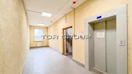 Тельмана 2-9. Лифтовой холл