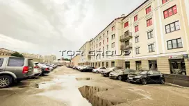 Обводного 118ББ-2. Фасад с угла