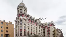 Бармалеева 2 А-2. Фасад с угла