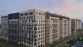 Светлана Парк-2. Фасад с угла