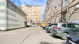 Лиговка-5. Парковка