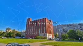 Ворошилова 5-2. Фасад с угла