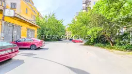 Институт Вавилова-5. Парковка