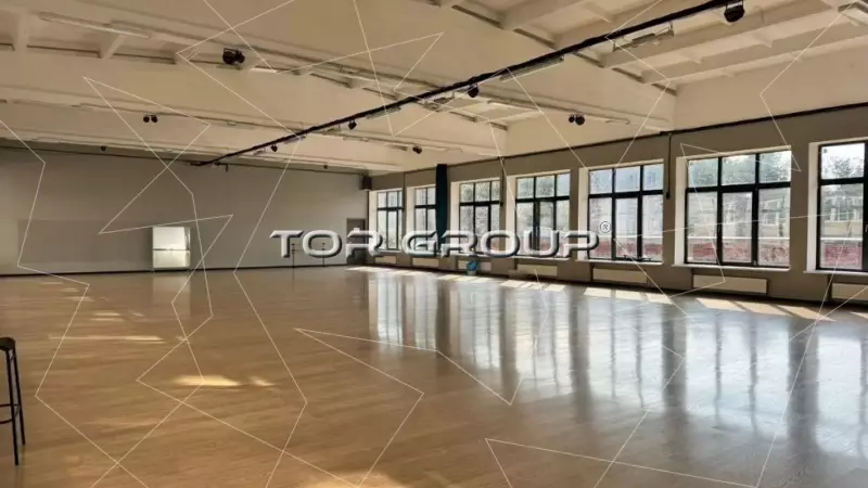 Аренда склада 28.4 кв.метров, Цоколь этаж-97.Стандартное помещение