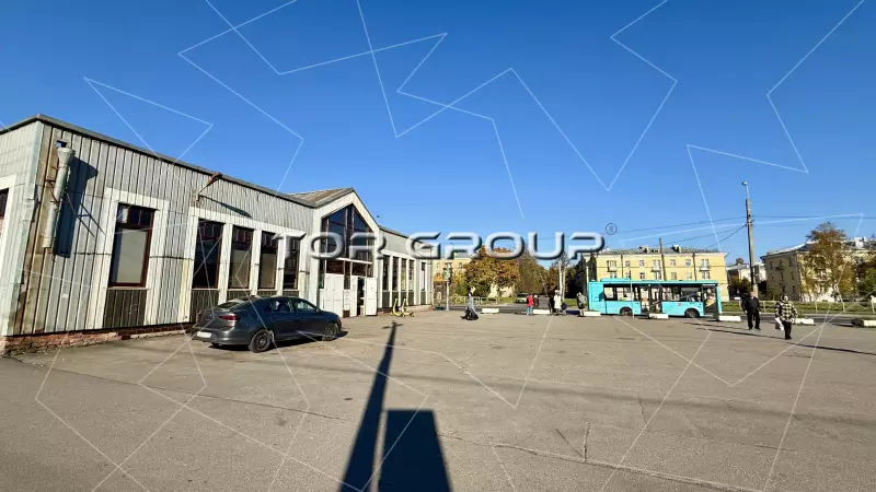 Рынок на Народного ополчения 62-2. Фасад с угла