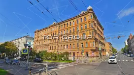 Комиссара Смирнова 7/6-2. Фасад с угла