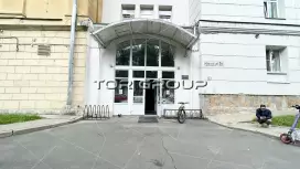 Рижский-3. Входная группа с фасада