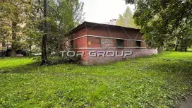 Червонного Казачества 32 Б-2. Фасад с угла