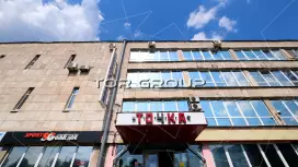 Точка-3. Входная группа с фасада