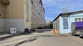 Урал Плаза-2. Фасад с угла