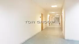 Тореза 68-7. Коридоры