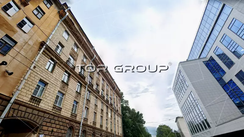 Дом на Б. Сампсониевском 17-2. Фасад с угла
