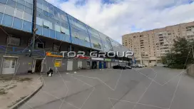 Кораблестроителей 16к2-2. Фасад с угла
