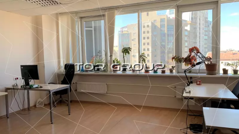 Аренда офиса 88.3 кв.метров, 4 этаж-97.Стандартное помещение