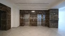 Форест-9. Лифтовой холл