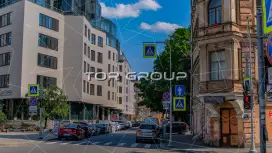 VEREN PLACE Советская-2. Фасад с угла