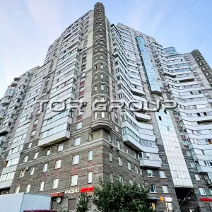 -2. Фасад с угла